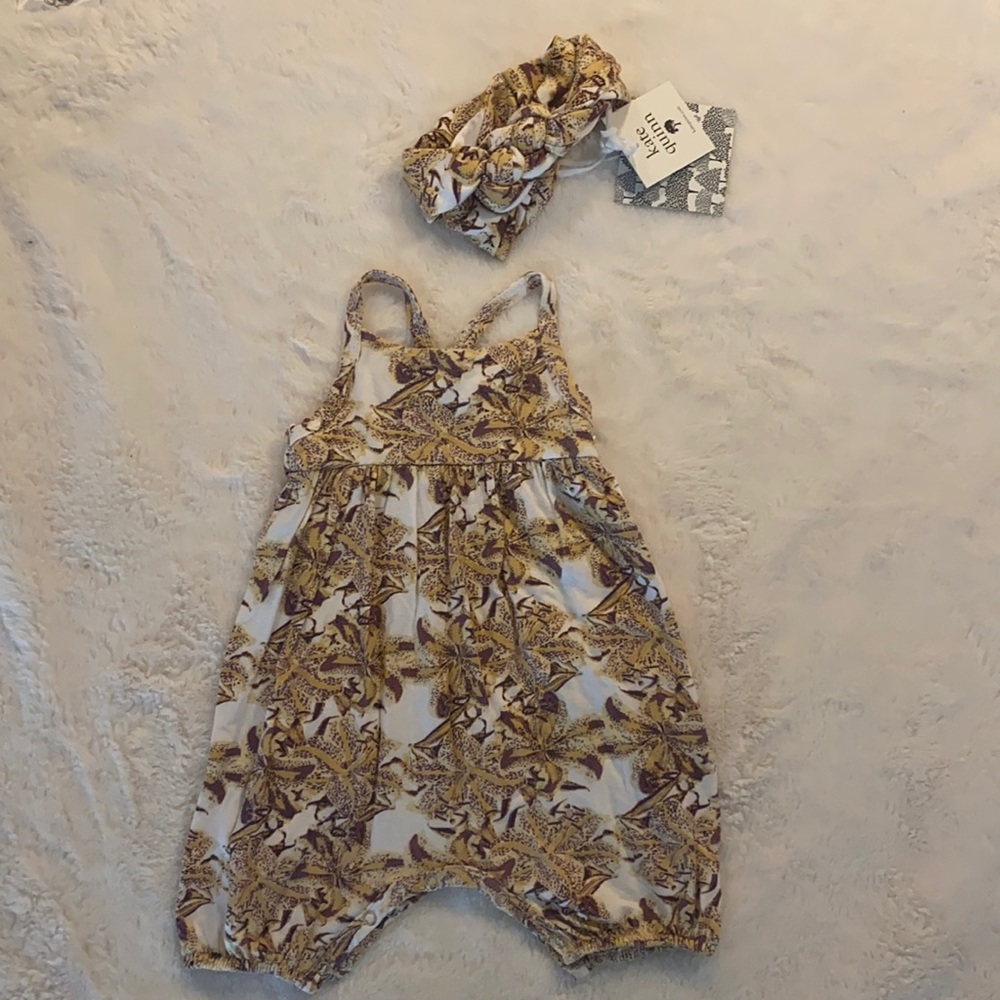 Kate Quinn jumper and matching knot headband